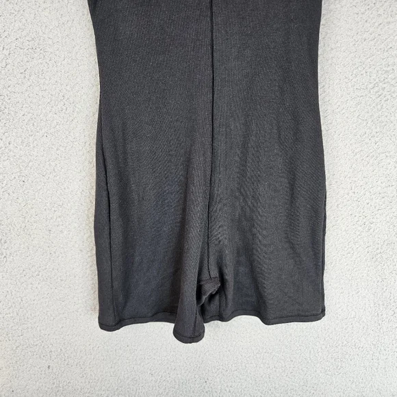 Skims Romper Womens Sz Black Med Ribbed Tank Shorts Bodysuit Minimalist Capsule - Picture 9 of 11